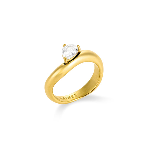 Evie ring